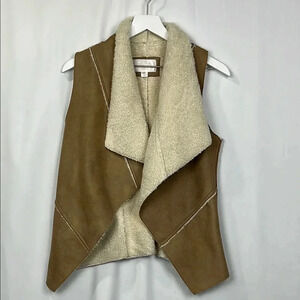 Xhilaration Womens Vest Brown/Cream SP Faux Suede Sherpa Lining Wide Collar EUC